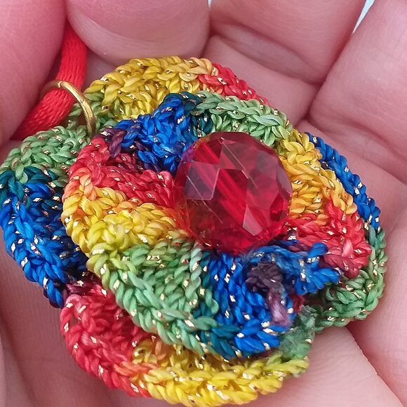 🌹 Handmade Multicolor Crochet Rose Necklace & Red Czech Crystal Earrings Set 🌟 - Picture 7 of 13